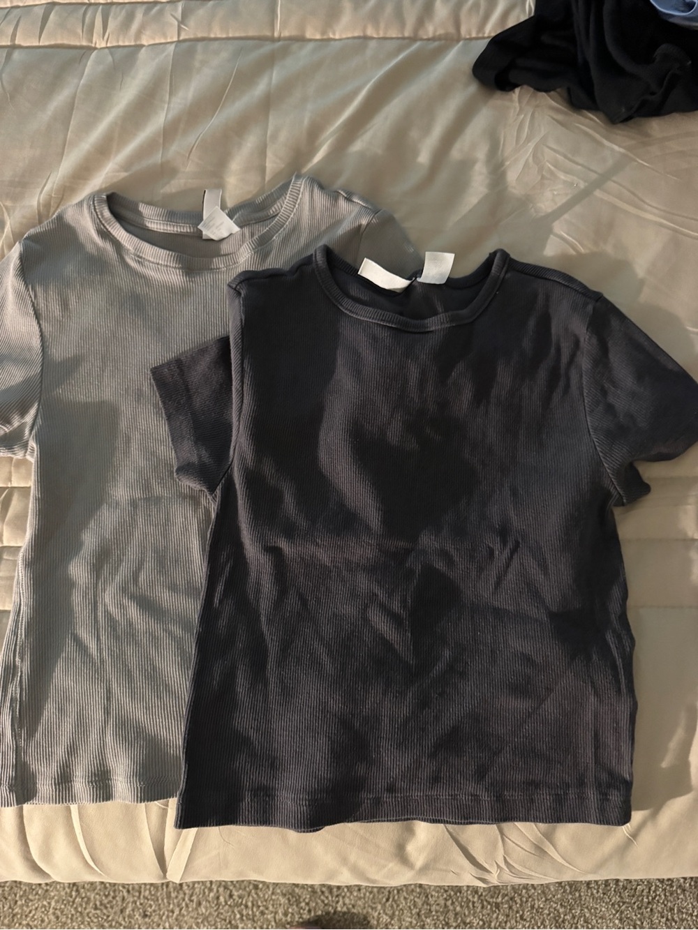 H&M Ribbed Short-Sleeve Tees in Black and Light Gray
